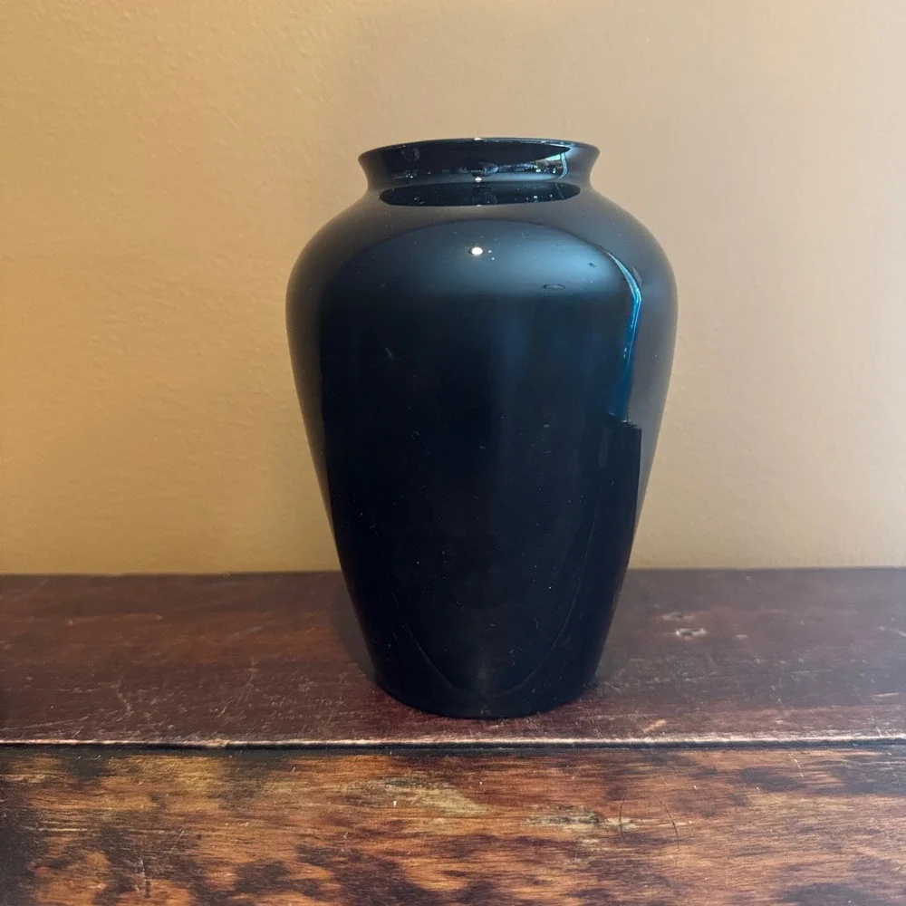 Glossy Black Vase Decor Home Decoration Modern‎ Art Elegant Display Piece